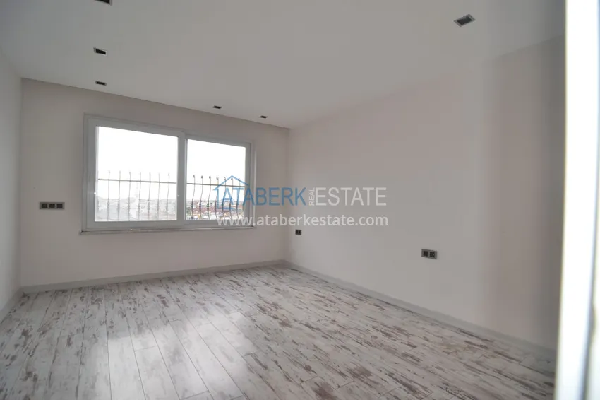 Приобрести Пентхаус-дуплекс 5+2 частично меблированный с видом на море и горы, подходит под гражданство – центр Алании 19