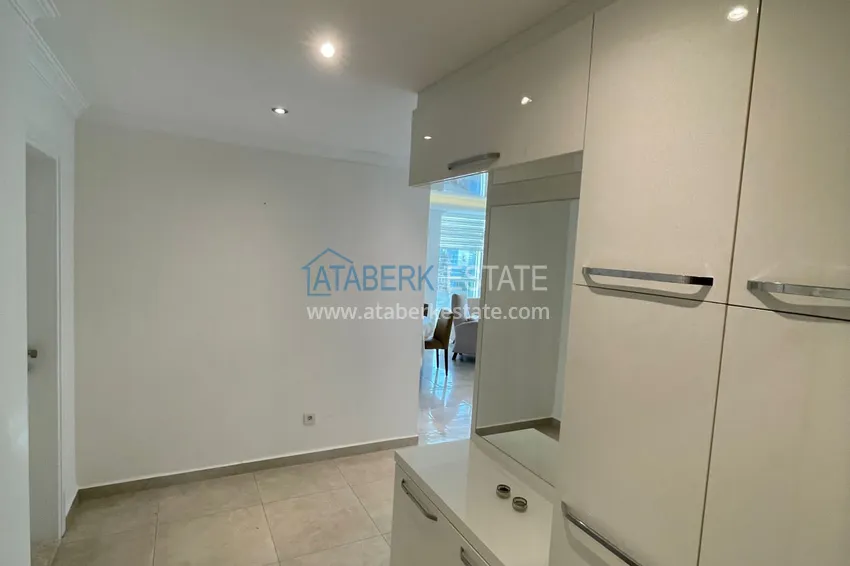 Приобрести Квартира 4+1 с мебелью и видом на горы в комплексе с богатой инфраструктурой, район Оба – Алания 1 