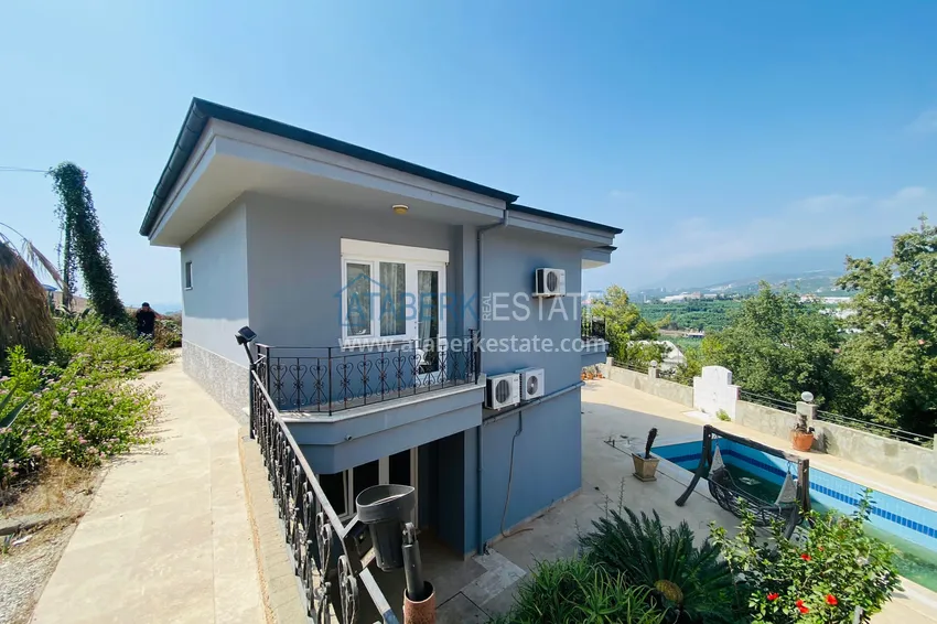 Двухэтажная вилла по цене квартиры в живописном районе Каргыджак, Алания 1 