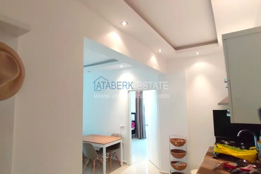 Приобрести Квартира 1+1 с мебелью в центре Алании в районе пляжа Клеопатра 1