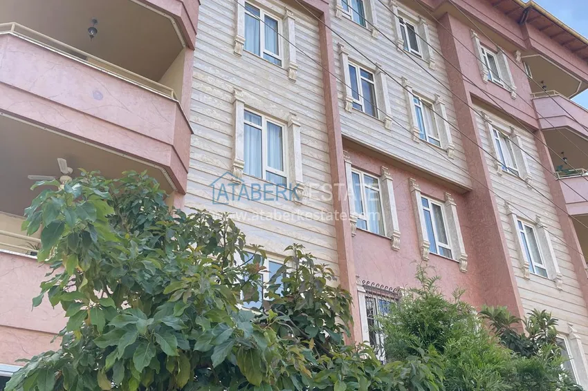 Трехкомнатная квартира с мебелью в центре Алании в комплексе городского типа. Подходит для ВНЖ 2 