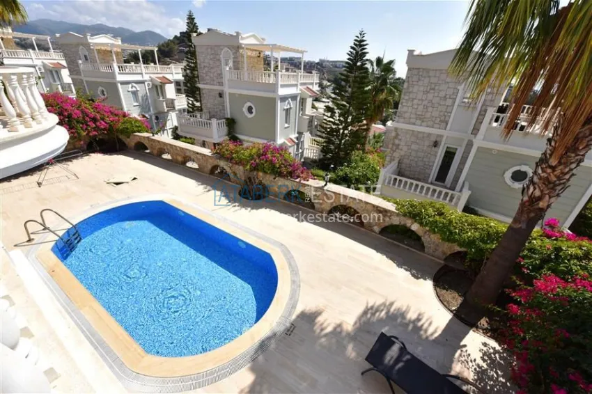 Приобрести Трехэтажная вилла в районе Конаклы с мебелью, частным бассейном и видовыми характеристиками 36 