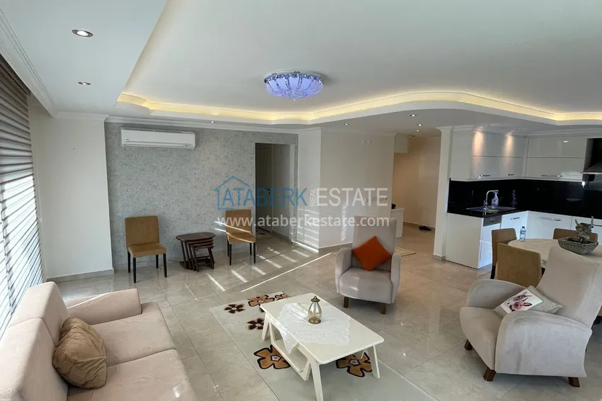 Приобрести Квартира 4+1 с мебелью и видом на горы в комплексе с богатой инфраструктурой, район Оба – Алания 3 