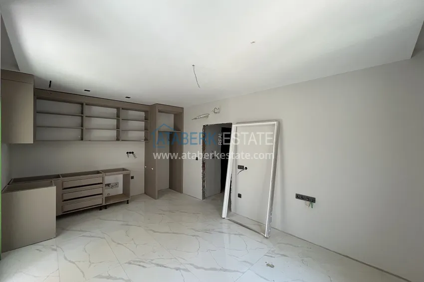 Приобрести Квартиры 1+1 в центре Алании от инвестора в комплексе на завершающем этапе строительства 9 