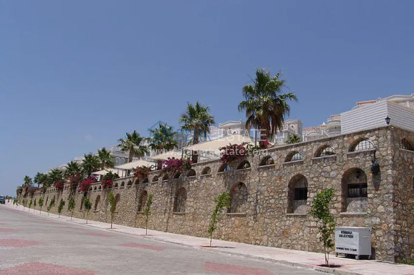 Трехэтажная вилла в районе Конаклы с мебелью, частным бассейном и видовыми характеристиками 6 