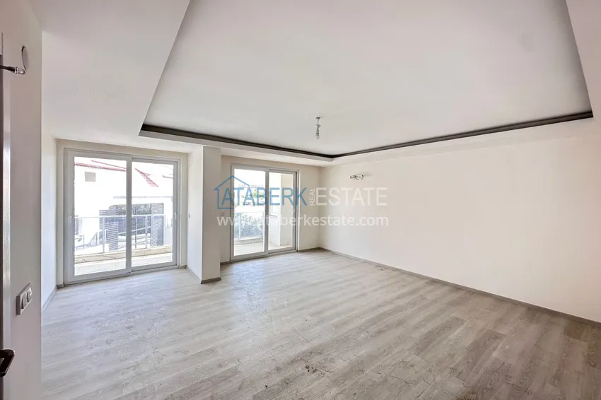 Приобрести Четырехкомнатный дуплекс с прекрасным видом на море в районе Паяллар, Алания 2