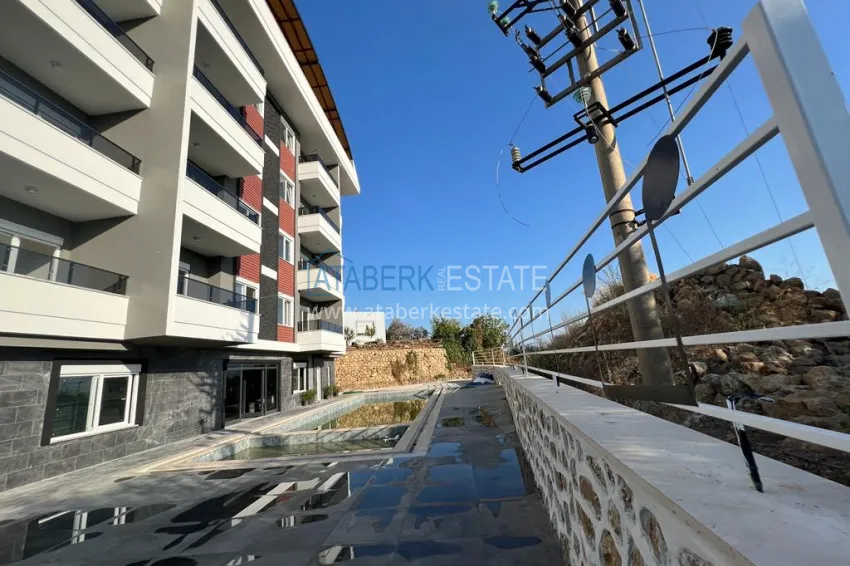 Квартиры 1+1, 4+1 в новом инвестиционно-привлекательном жилом комплексе в Алании, район Паяллар 7