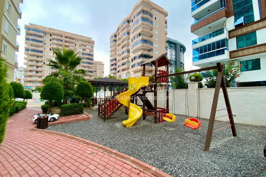 Квартира 2+1 с мебелью и большим застеклённым балконом, район Махмутлар – Алания 7