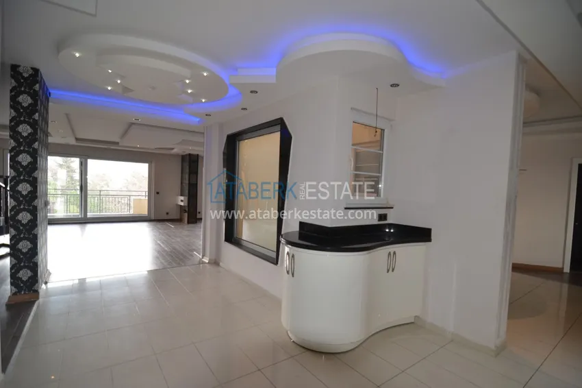 Приобрести Пентхаус-дуплекс 5+2 частично меблированный с видом на море и горы, подходит под гражданство – центр Алании 7