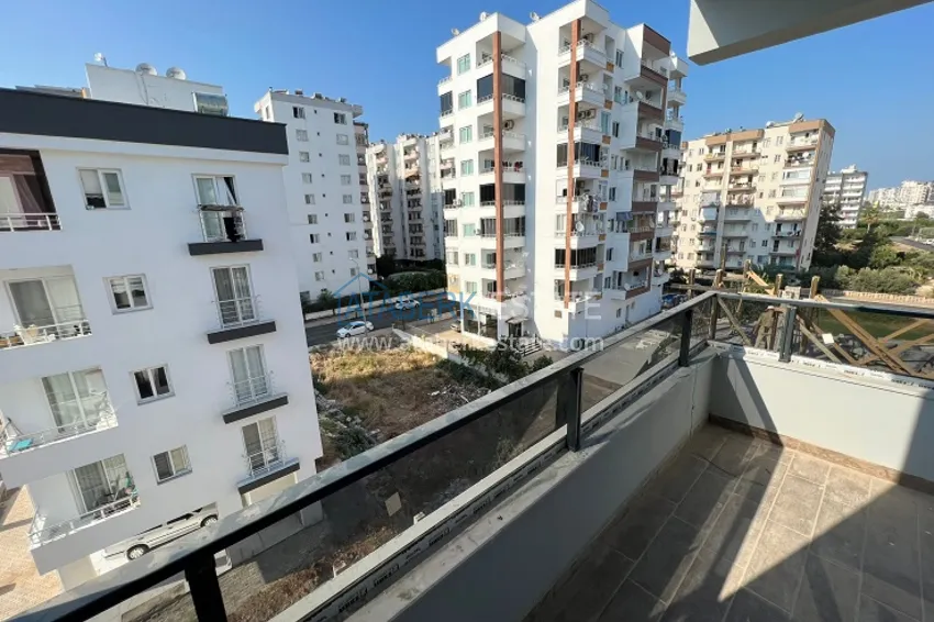 Приобрести Квартира 1+1 с чистовой отделкой в 250 метрах от моря Томюк – Мерсин 6 