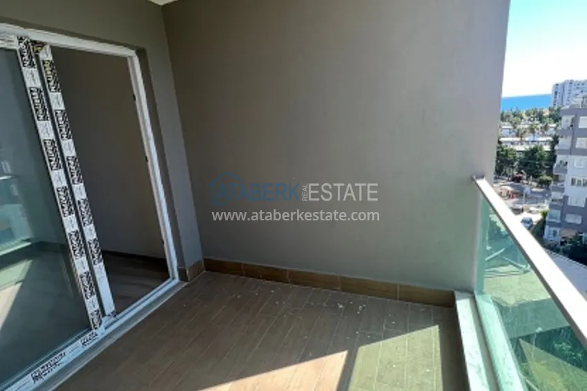 Приобрести Квартира 2+1 с чистовой отделкой в 50 метрах от моря в районе Тедже – Мерсин 12 