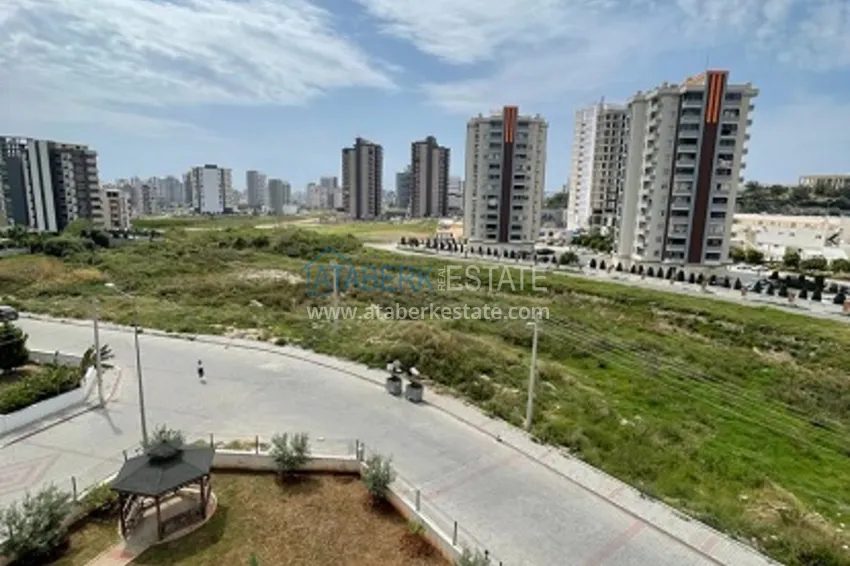 Приобрести Квартира 2+1 в жилом комплексе городского типа район Чифтликкей – Мерсин 14 