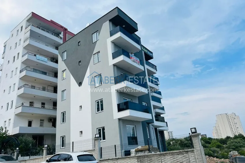 Квартира 1+1 с чистовой отделкой и видом на море в районе Аяш, Мерсин, 50 м2 1 