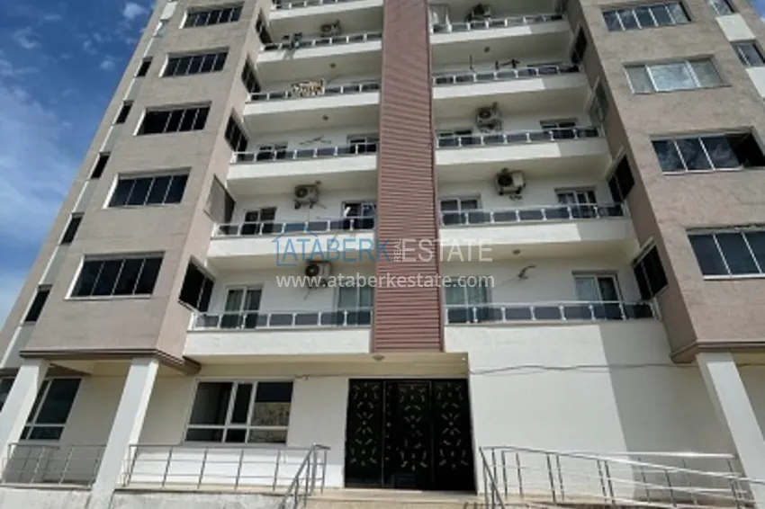 Квартира 2+1 в жилом комплексе городского типа район Чифтликкей – Мерсин 1 