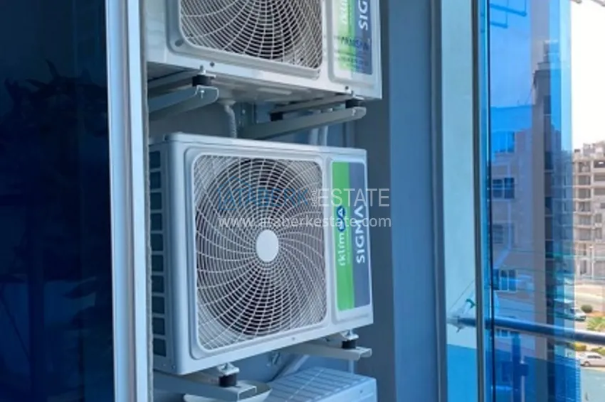 Приобрести Квартира 2+1 с застекленным балконом в историческом районе Соли – Мерсин 18 