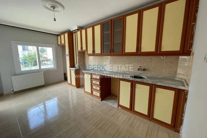 Приобрести Просторные четырёхкомнатные апартаменты с отдельной кухней в районе Чифтликкей – Мерсин 14 