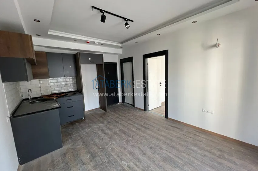 Приобрести Квартира 1+1 с чистовой отделкой в 250 метрах от моря Томюк – Мерсин 1 