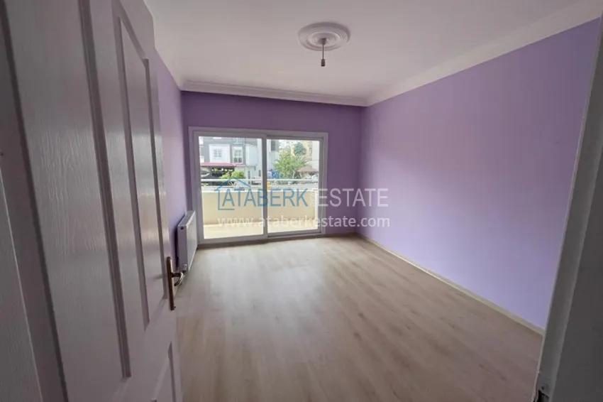 Приобрести Просторные четырёхкомнатные апартаменты с отдельной кухней в районе Чифтликкей – Мерсин 5 