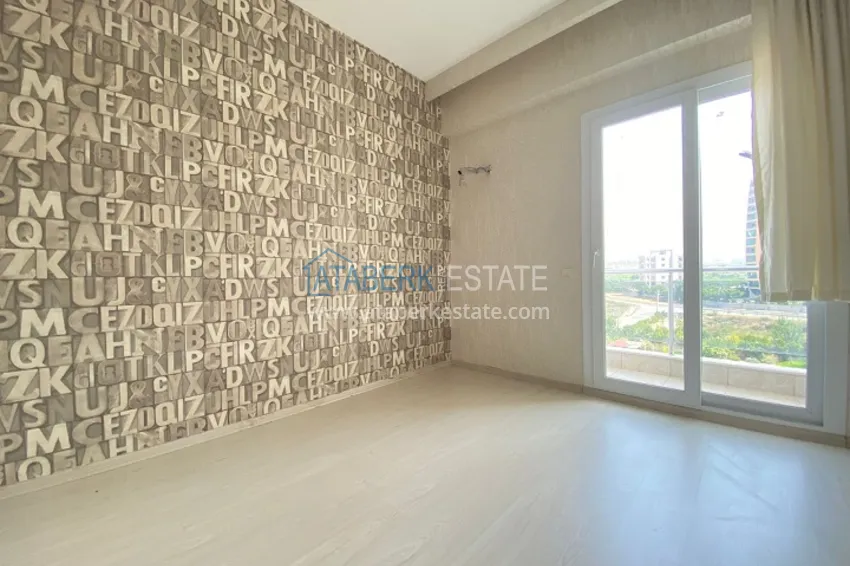 Приобрести Квартира 2+1 с застекленным балконом в районе Чифтликкей – Мерсин 5 