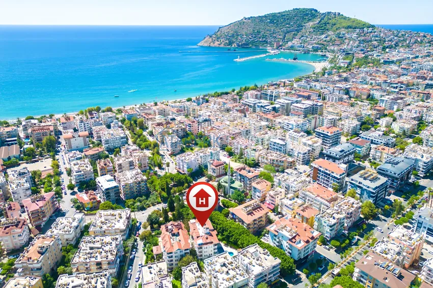 Квартира 1+1 меблированная всего в 300 метрах от Средиземного моря, центр Аланьи   1 