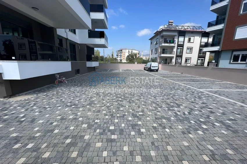 Продаётся двухкомнатная квартира с чистовой отделкой в Газипаше, район Пазарджи 10 