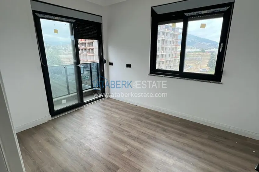 Приобрести Линейная квартира 3+1 с чистовой отделкой и видом на море в Газипаше, район Пазарджи  7 