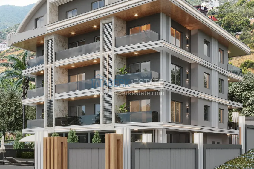 Инвестиционно-выгодный проект на этапе котлована в самом сердце Алании - район пляжа Клеопатра 11 