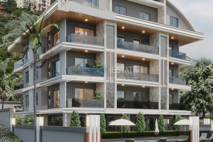 Инвестиционно-выгодный проект на этапе котлована в самом сердце Алании - район пляжа Клеопатра 12 