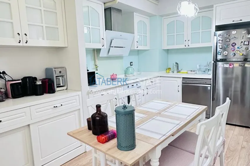 Приобрести Квартира 2+1 с отдельной кухней и застекленным балконом в Анталии, район Лара – Гюзелоба 12 