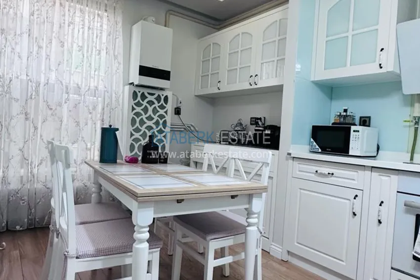 Приобрести Квартира 2+1 с отдельной кухней и застекленным балконом в Анталии, район Лара – Гюзелоба 13 