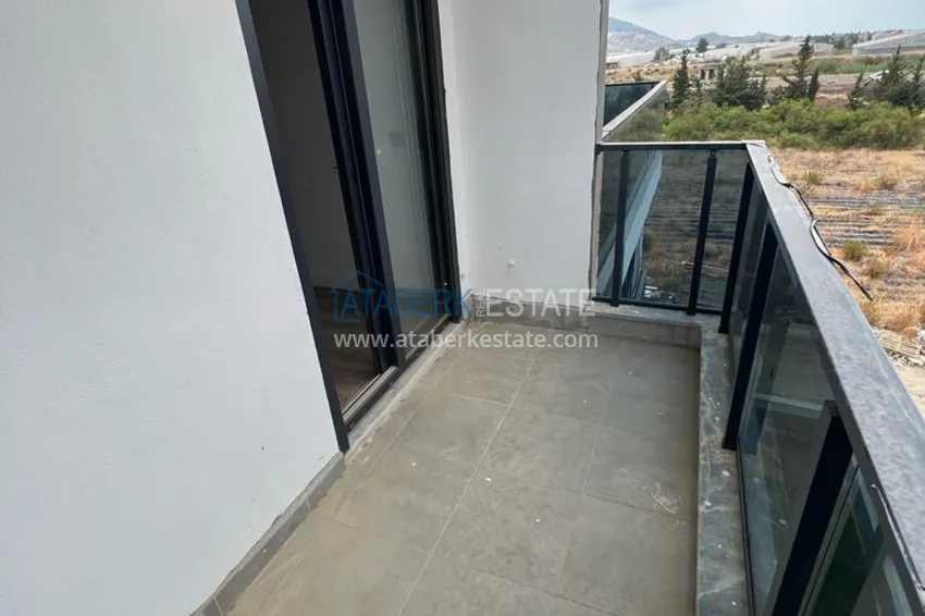 Приобрести Линейная квартира 3+1 с чистовой отделкой и видом на море в Газипаше, район Пазарджи  11 