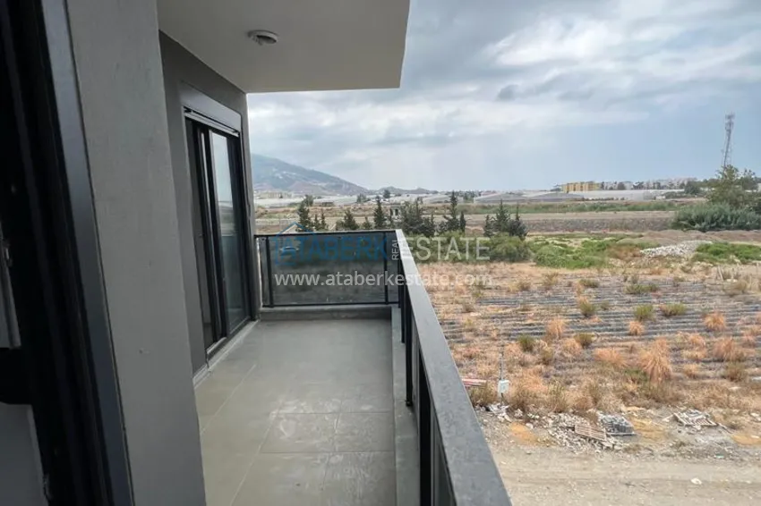 Приобрести Линейная квартира 3+1 с чистовой отделкой и видом на море в Газипаше, район Пазарджи  13 