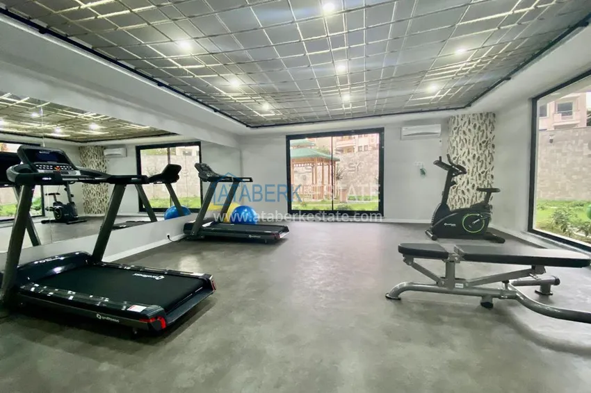 Меблированная квартира в центре Алании, трехкомнатная с застекленным балконом 23