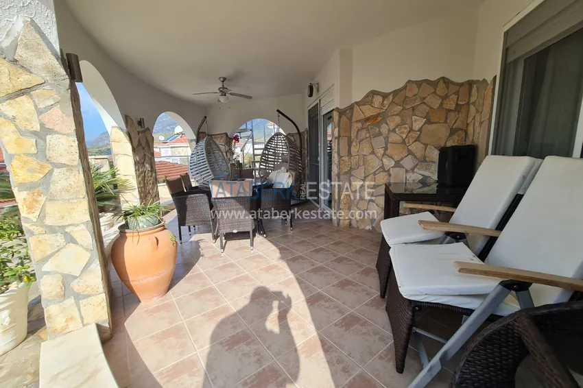 Приобрести Двухэтажная вилла с потрясающим видом на море в районе Каргыджак, Алания. Подходит для гражданства 1 