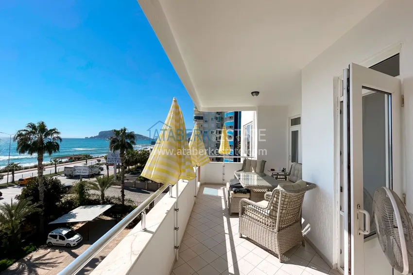 Приобрести Роскошная линейная квартира «под ключ» на первой береговой линии в курортном районе Тосмур, Алания 39