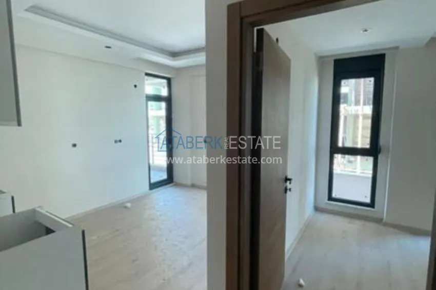 Приобрести Продаётся двухкомнатная квартира с чистовой отделкой в Газипаше, район Пазарджи 3 