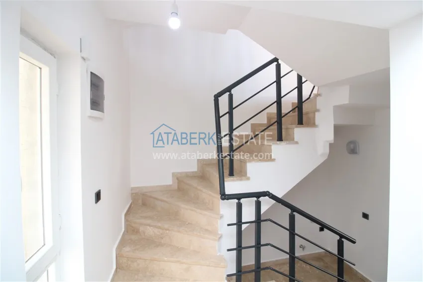 Приобрести Вилла 3+1 после ремонта с видом на море и крепость, район Каргыджак – Алания  3 