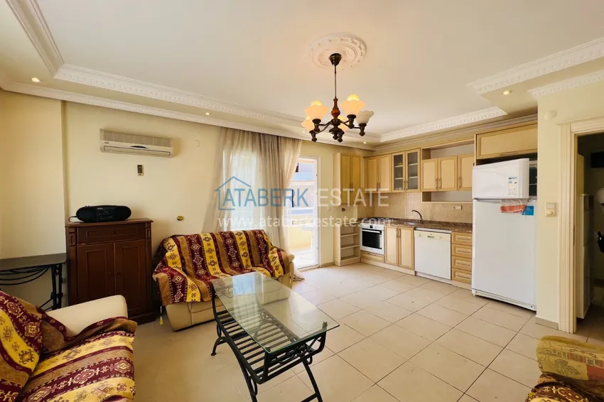 Приобрести Квартира 2+1 с мебелью и застеклённым балконом в комплексе с инфраструктурой - центр Алании 4 