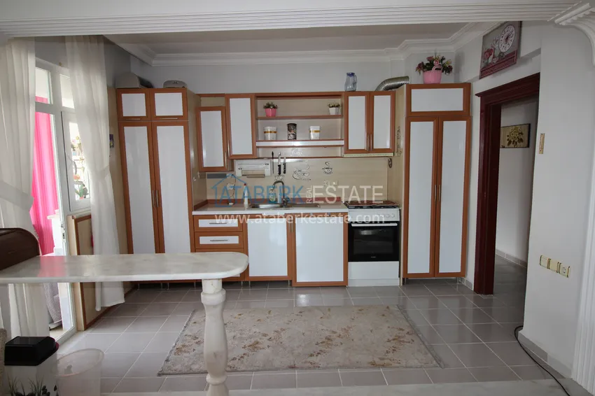 Приобрести Квартира 2+1 с мебелью и застеклённым балконом в 300 метрах от моря – Алания, район Оба 5 