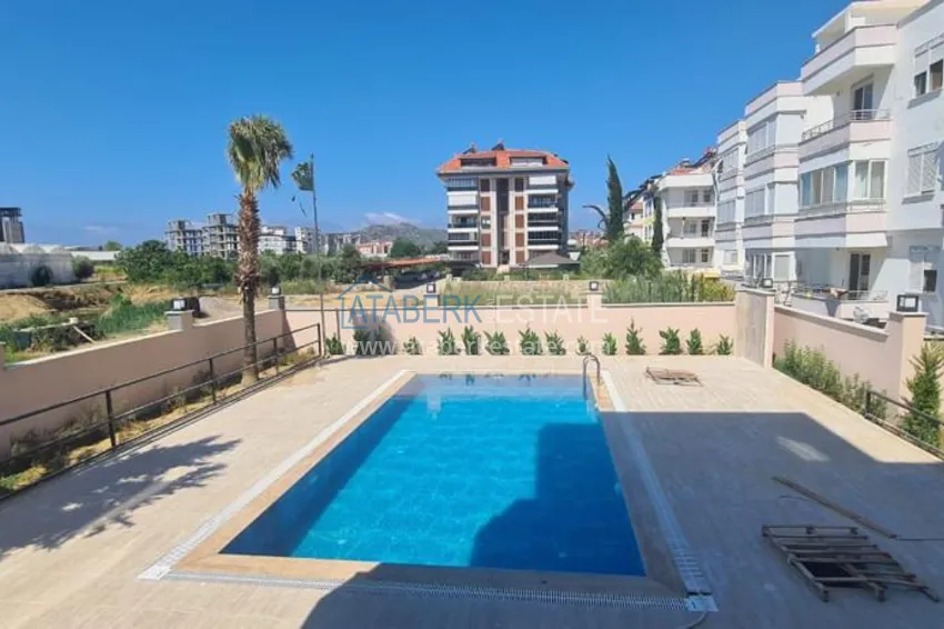 Продаётся двухкомнатная квартира с чистовой отделкой в Газипаше, район Пазарджи 5 