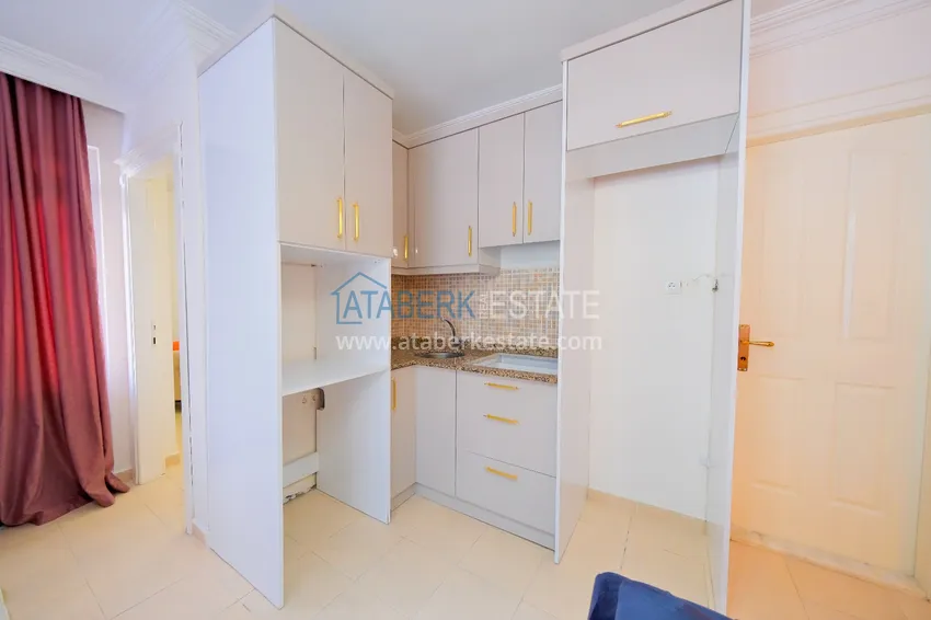 Приобрести Квартира 1+1 меблированная всего в 300 метрах от Средиземного моря, центр Аланьи   5 