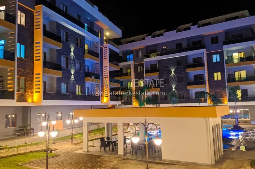 Линейная квартира 3+1 с отдельной кухней в комплексе сегмента комфорт – Алания, район Оба 5 