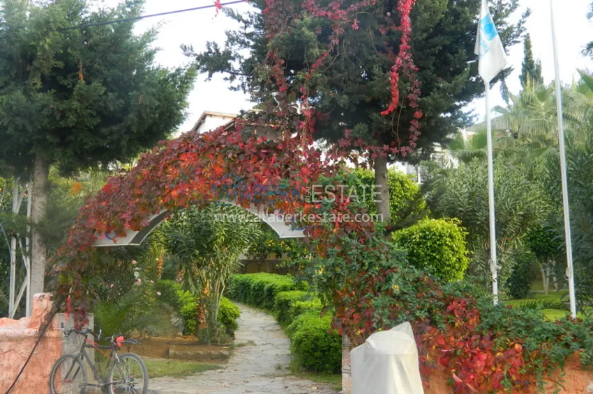 Вилла 3+1 после ремонта с видом на море и крепость, район Каргыджак – Алания  10 