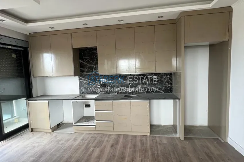 Приобрести Линейная квартира 3+1 с чистовой отделкой и видом на море в Газипаше, район Пазарджи  3 