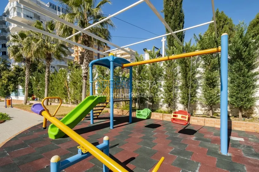 Квартира 1+1 с открытым видом на море и горы в комплексе на первой береговой, район Махмутлар – Алания 6