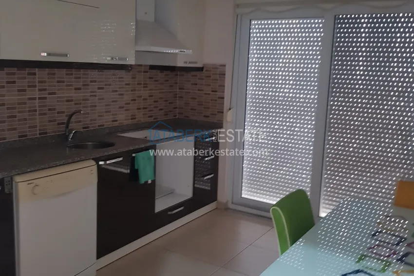 Приобрести Пентхаус-дуплекс 4+1 частично меблированный с видом на море и горы, район Махмутлар – Алания 7 