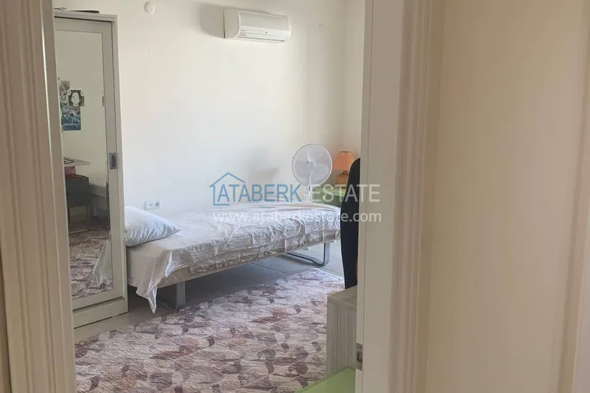 Приобрести Квартира 2+1 с мебелью и двумя застекленными балконами в районе Тосмур, Алания 11 