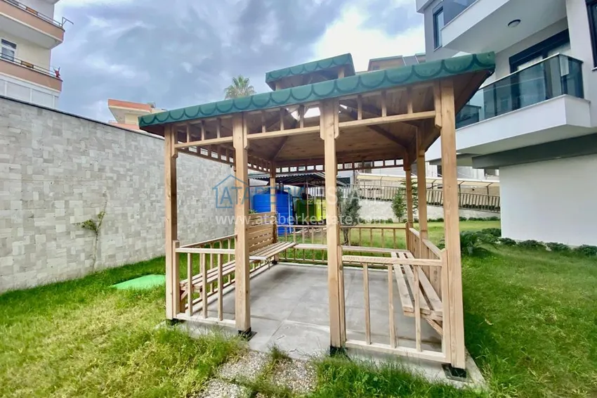 Меблированная квартира в центре Алании, трехкомнатная с застекленным балконом 11