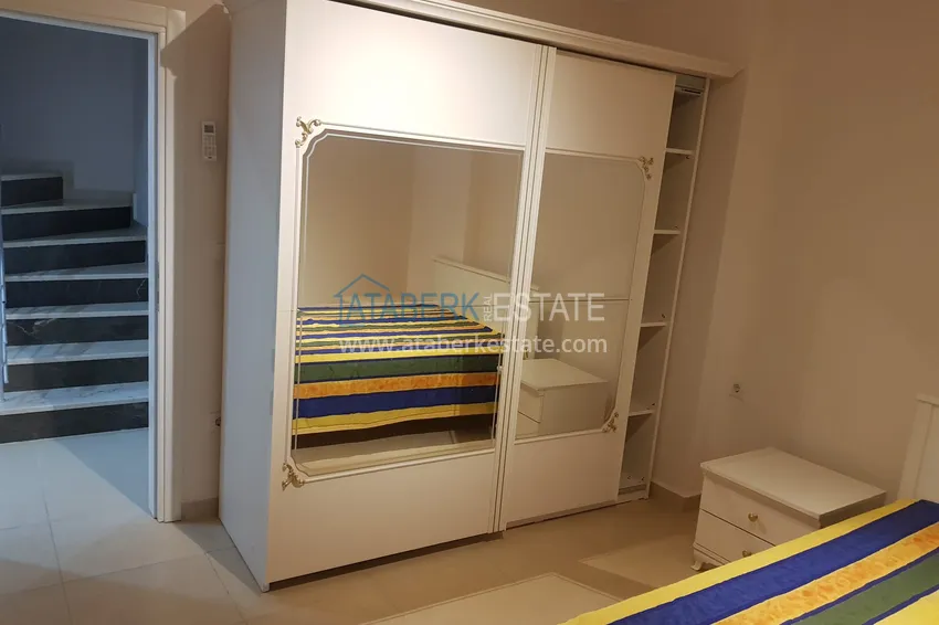 Приобрести Пентхаус-дуплекс 4+1 частично меблированный с видом на море и горы, район Махмутлар – Алания 9 