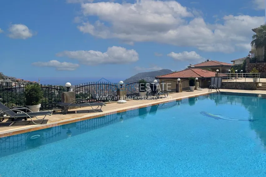 Квартира 3+1 с мебелью в апарт-вилле – центр Алании, район Бекташ 2